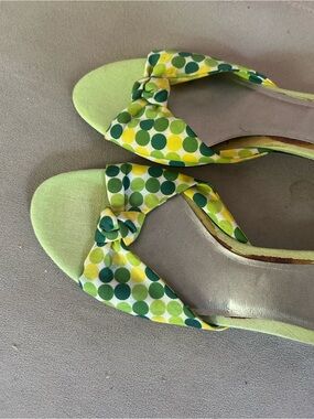 LOWER EAST SIDE Green Polka Dot Knot-Front Mules